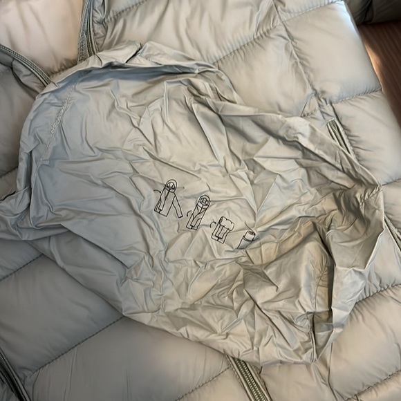 Abercrombie & Fitch - Lightweight Packable Puffer jacket XS light olive green - Picture 4 of 5